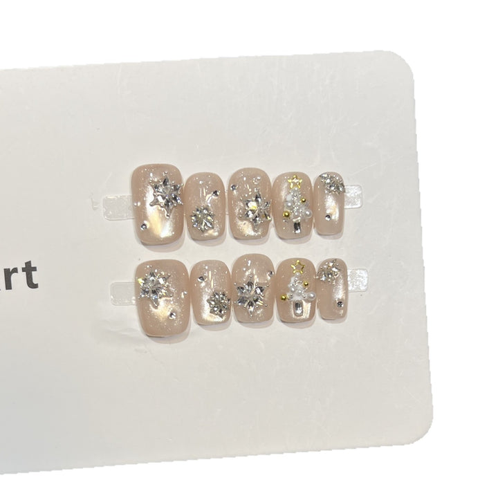 Elegant Press-On Nail Art Set with Sparkling Accents Bowlift