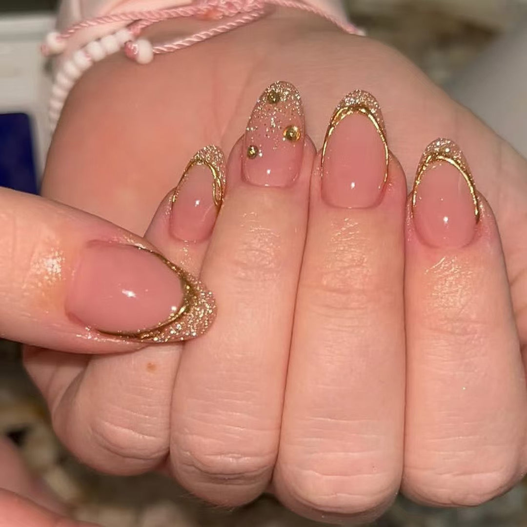 Glamorous 3D Nail Art Set Bowlift
