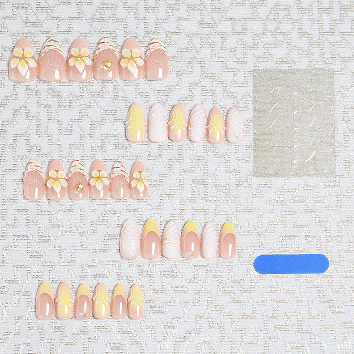 Artificial nails in luxurious flower and gold design Bowlift