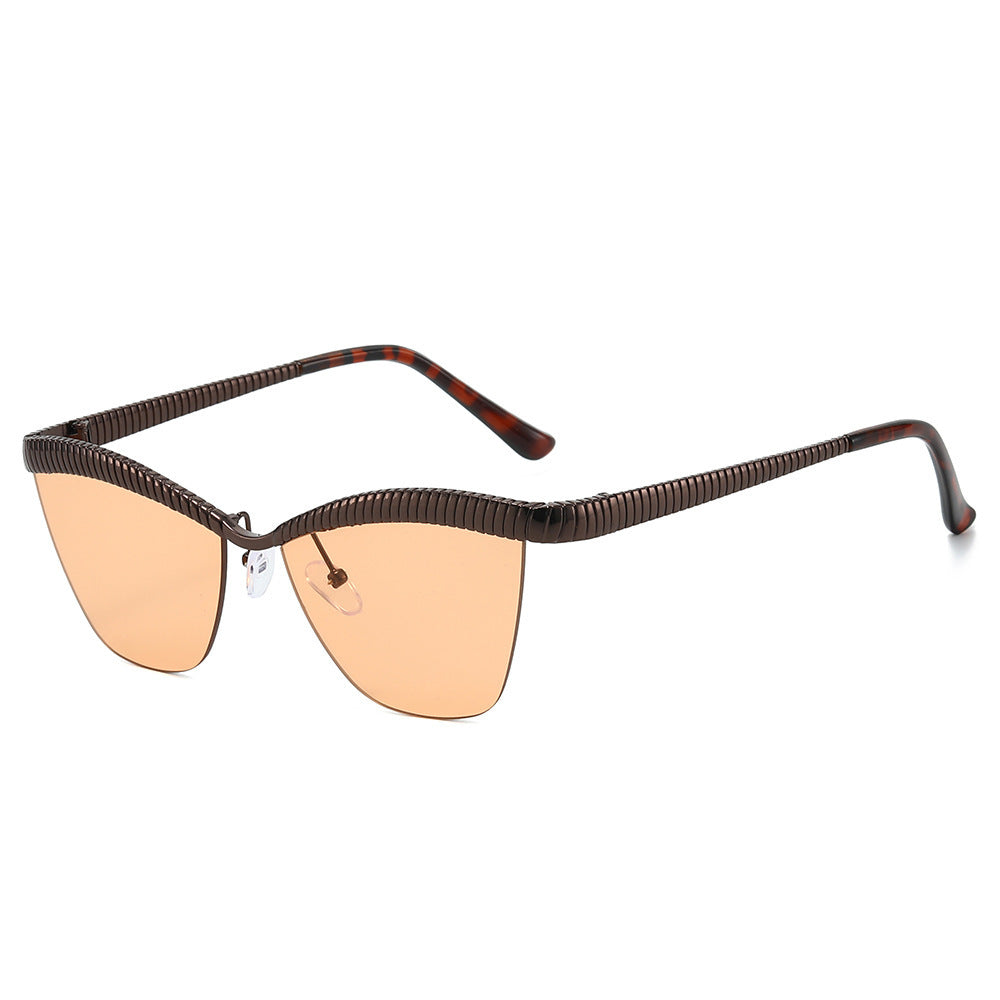 Modern Cat-Eye Sunglasses with Decorative Textured Frames Bowlift