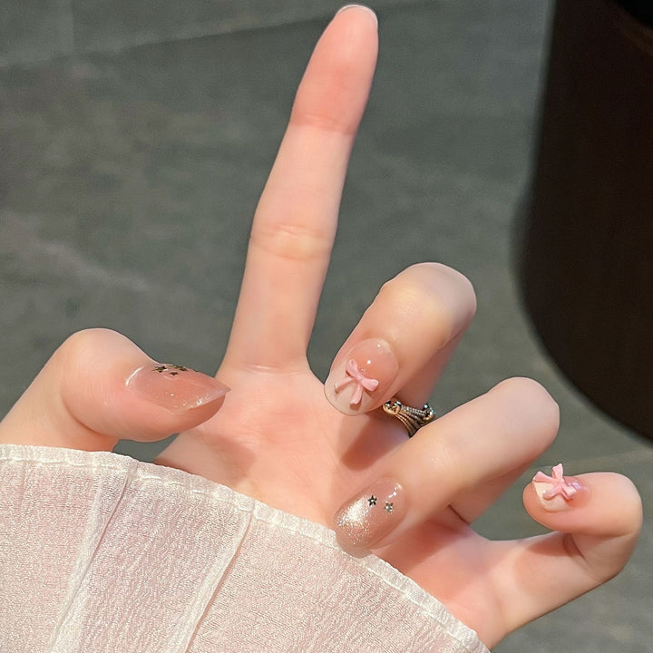 Decorative Press-On Nail Art with Floral Designs Bowlift