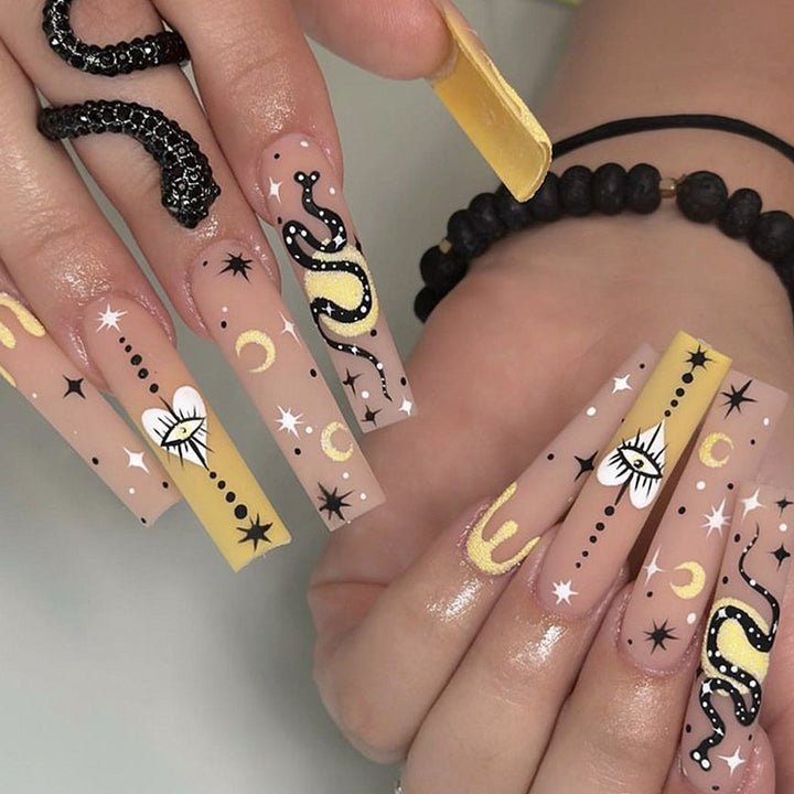 Artificial artificial nails with mystical motifs Bowlift