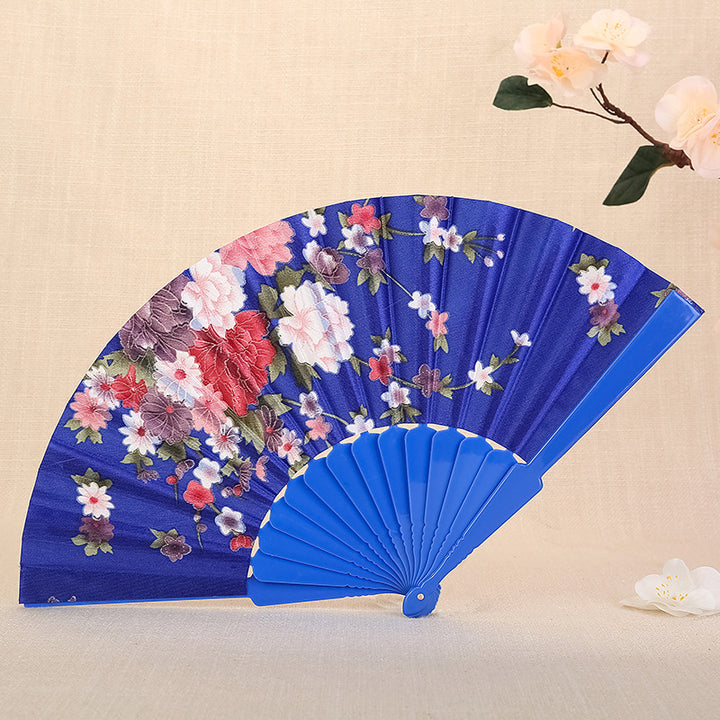 Ladies decorative fan Bowlift