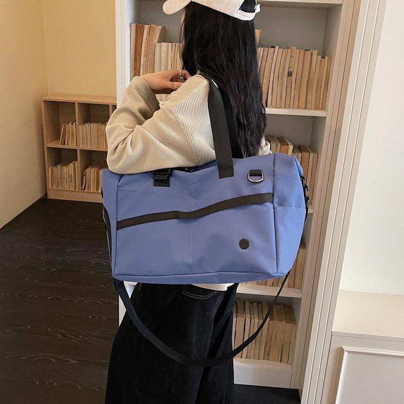 Spacious Gym Shoulder Bag Bowlift