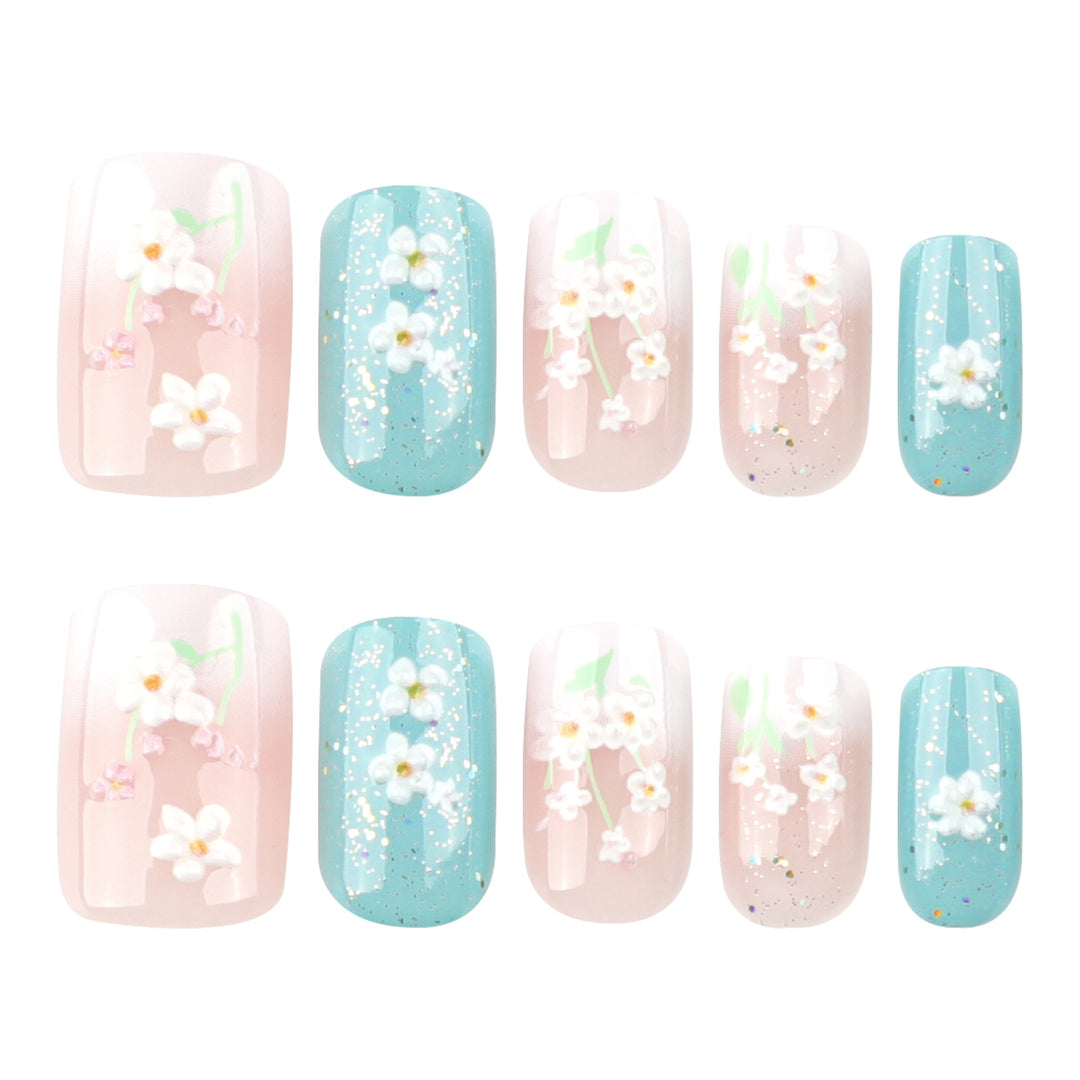 Artistic nail designs with floral accents Bowlift