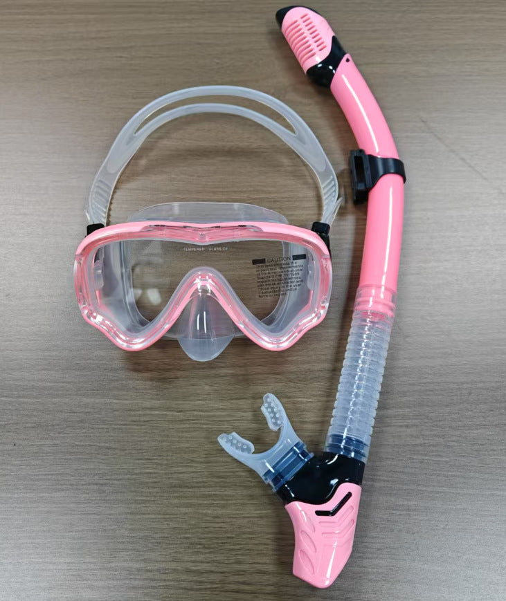 Diving mask with anti-fog technology and wide field of vision Bowlift