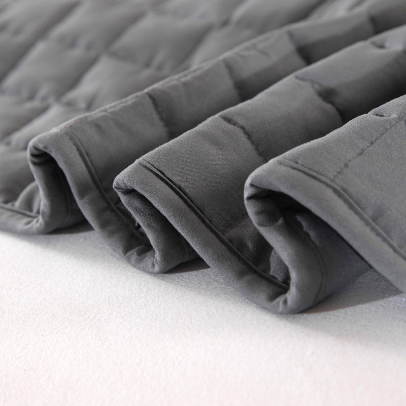 Ladies quilted bed sheet Bowlift