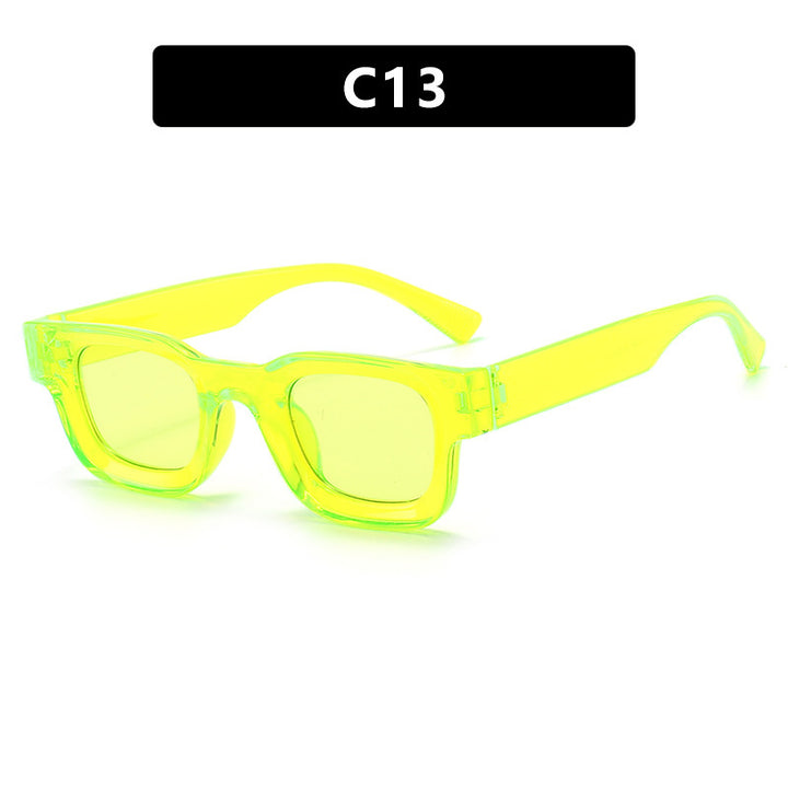 Ladies fashionable sunglasses in elegant, angular design Bowlift