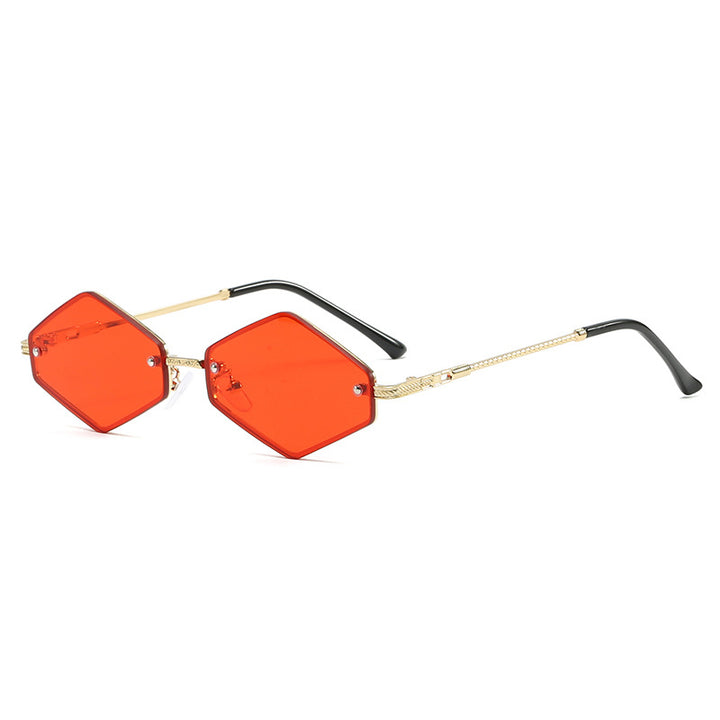 Women's Heart-Shaped Sunglasses in Trendy Design Bowlift