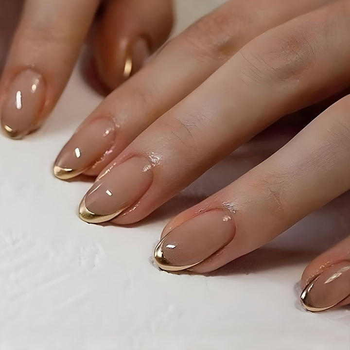 Elegant Glossy French Tip Nail Set Bowlift