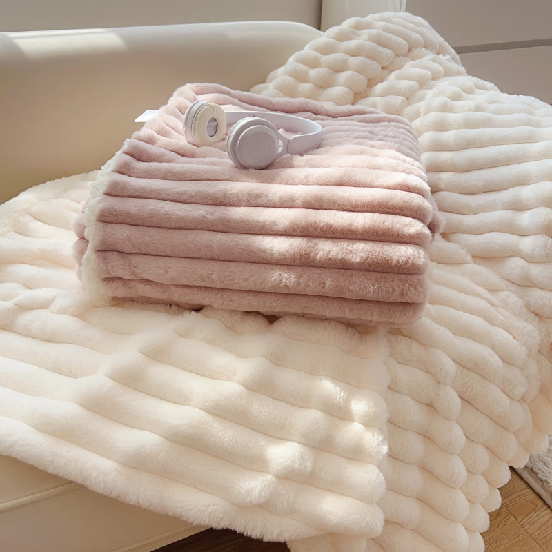 Women Super Soft Plush Blanket with 3D Structure Bowlift