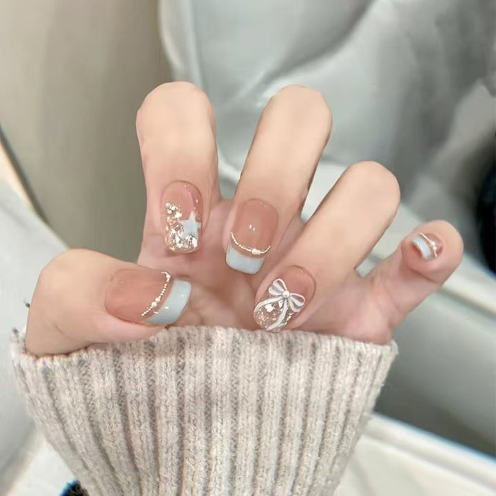 Elegant Nail Art Press-On Nails Bowlift