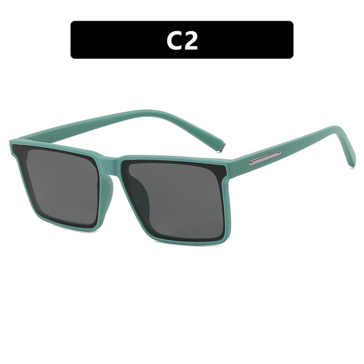 Ladies square sunglasses with modern, sturdy plastic frame Bowlift