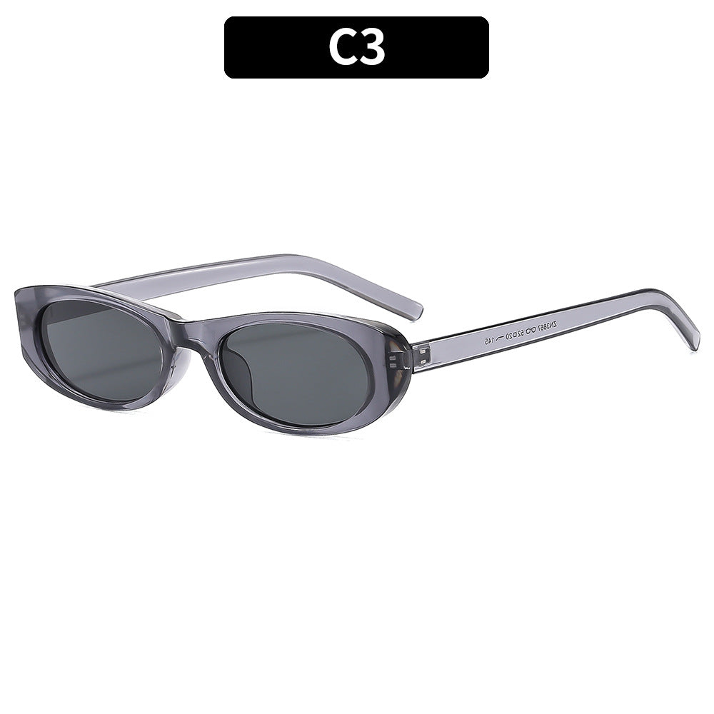 Fashionable Vintage-Inspired Oval Sunglasses