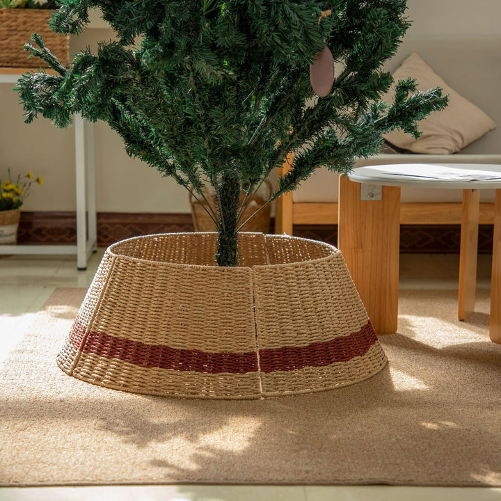 Decorative Christmas tree stand made of wicker Bowlift