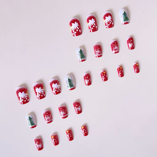 Artificial nail set with festive Christmas design Bowlift
