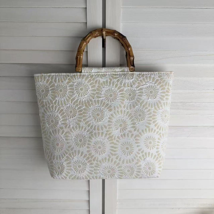 Exclusive and handcrafted beach bag with bamboo handles Bowlift