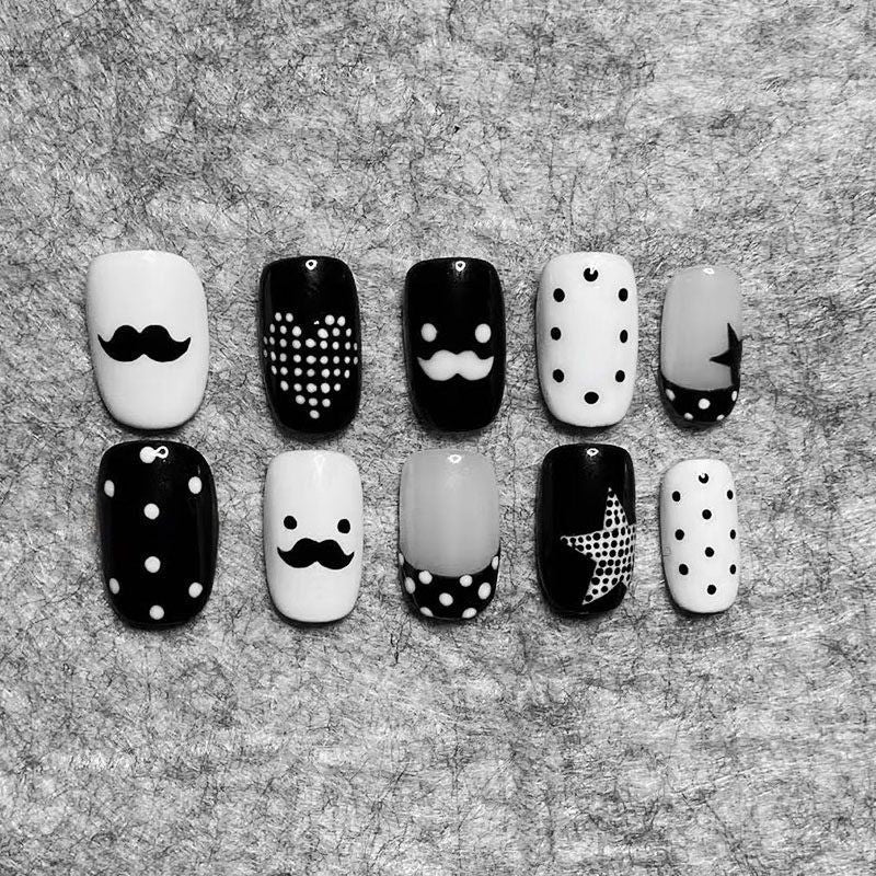 Whimsical Bunny-Themed Press-On Nail Art Set Bowlift