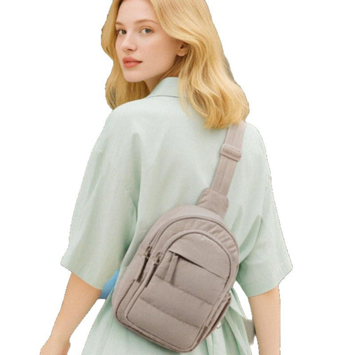 Compact shoulder bag with practical structured design Bowlift