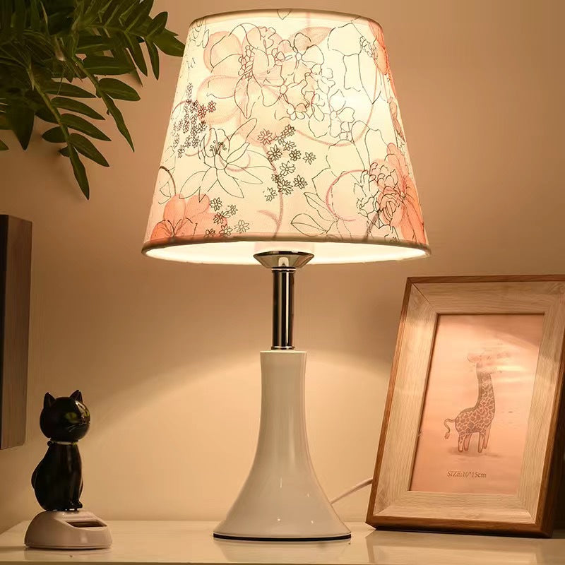 Artistic Floral Table Lamp