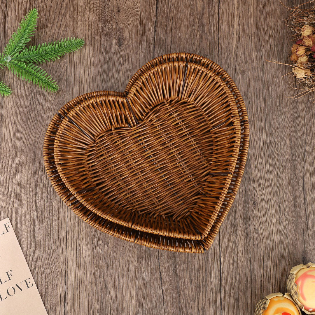Decorative Heart-Shaped Bowlift