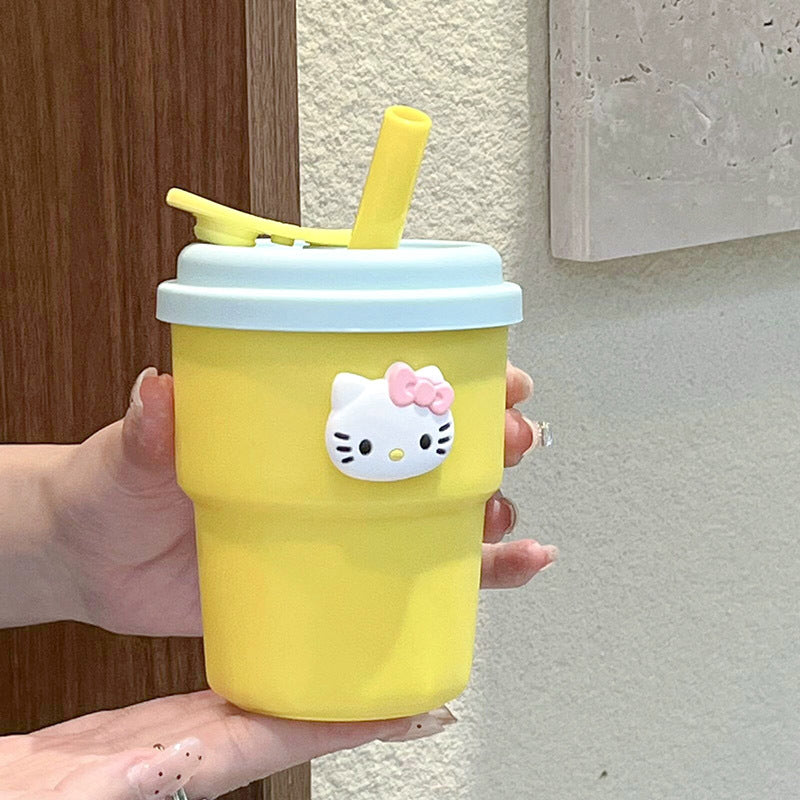 Women's reusable drinking cups with safe straw Bowlift