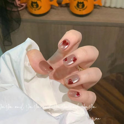 Heart-Patterned Press-On Nail Art Set Bowlift