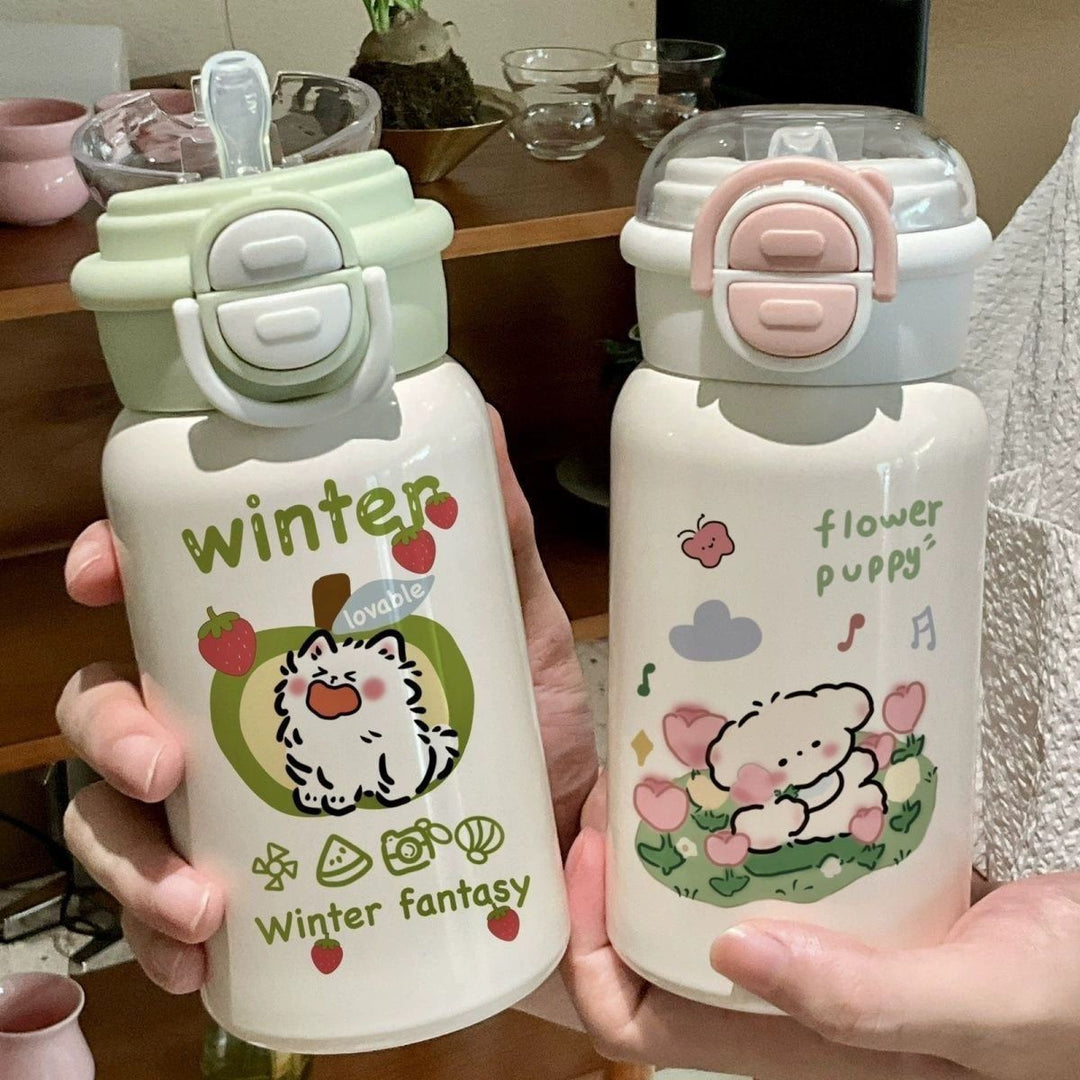 Ladies drinking bottle with cute animal design and innovative closure system Bowlift