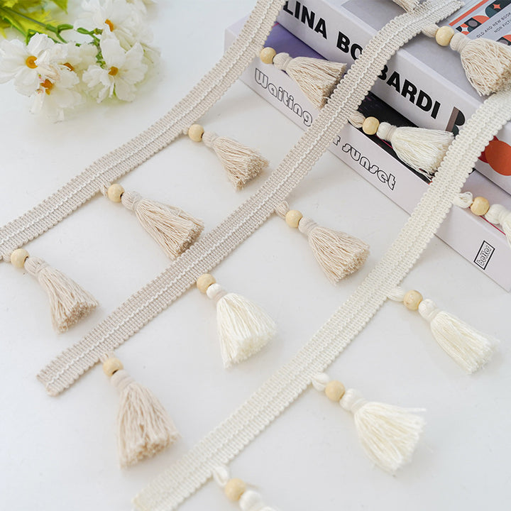 Decorative curtain with tassel trim Bowlift