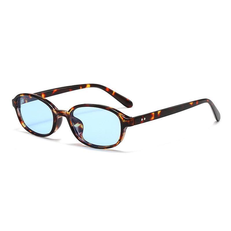 Ladies stylish sunglasses in retro style with protective UV filter Bowlift