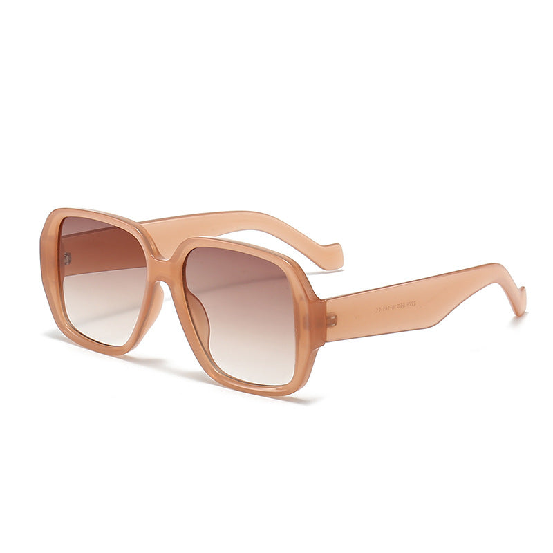Women's Geometric Sunglasses with Wide Frame Bowlift