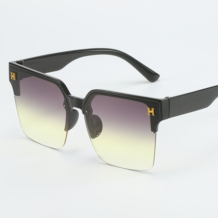 Women square sunglasses with elegant metal frame Bowlift