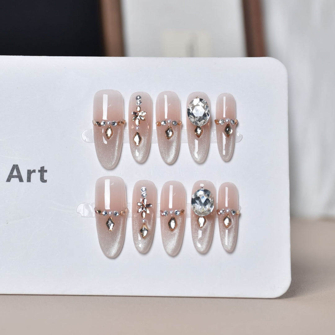Elegant Rhinestone-Decorated Press-On Nail Extensions Bowlift