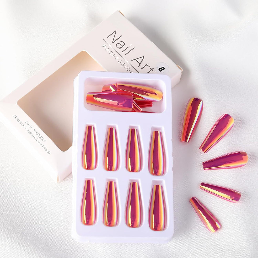 Artificial nails with holographic shine Bowlift