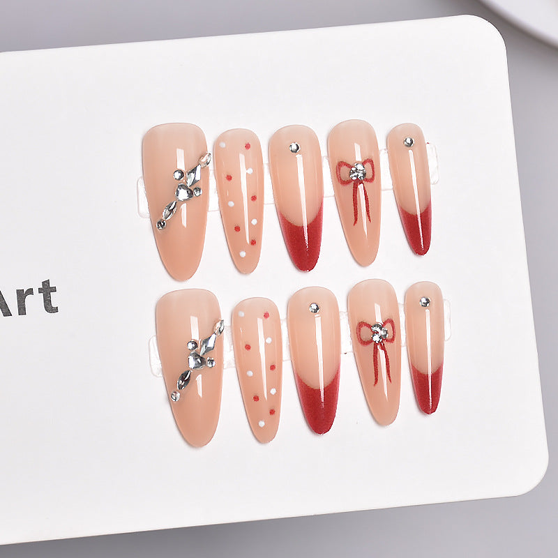Glamorous Heart-Themed Press-On Nail Set Bowlift