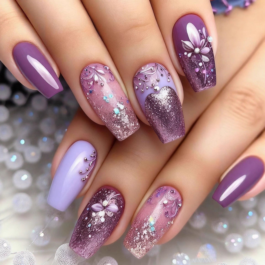 Artificial nails with floral glitter design Bowlift