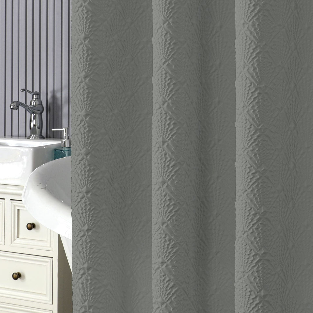 Textured Leaf Pattern Shower Curtain Bowlift
