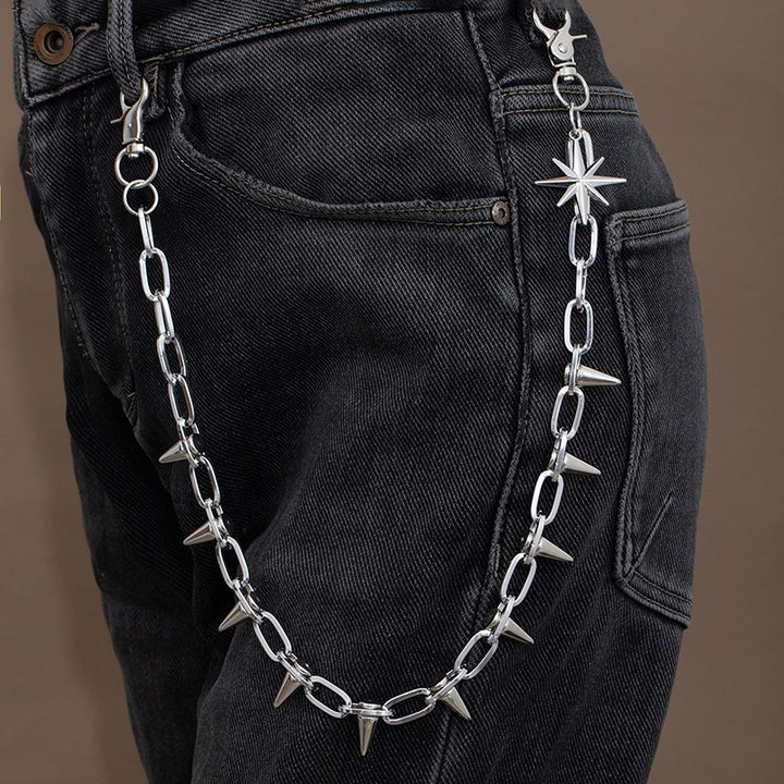 Fashionable Necklace Bowlift