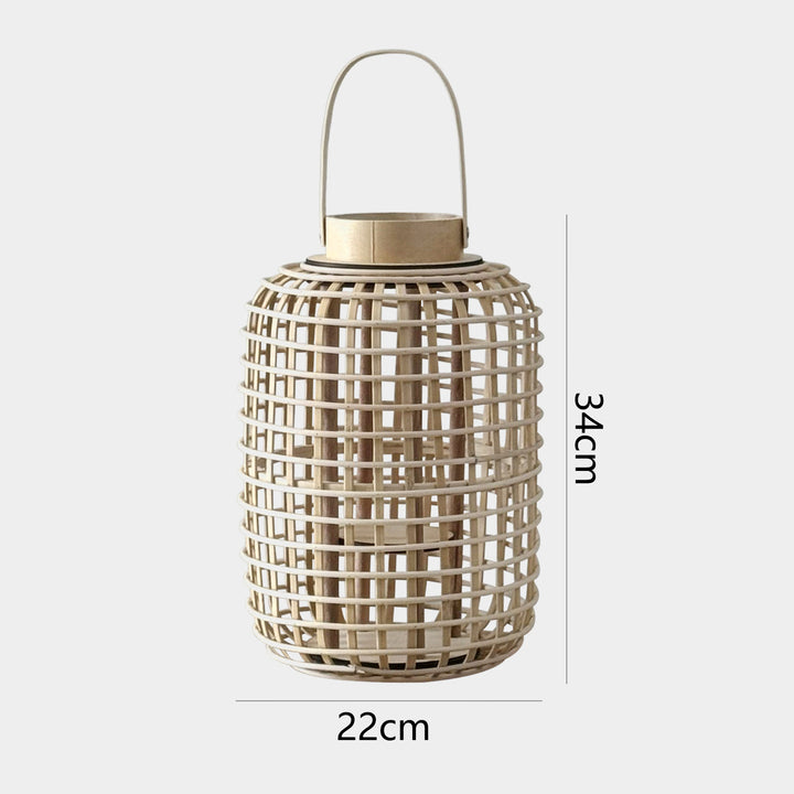 Rustic lantern made of woven material Bowlift