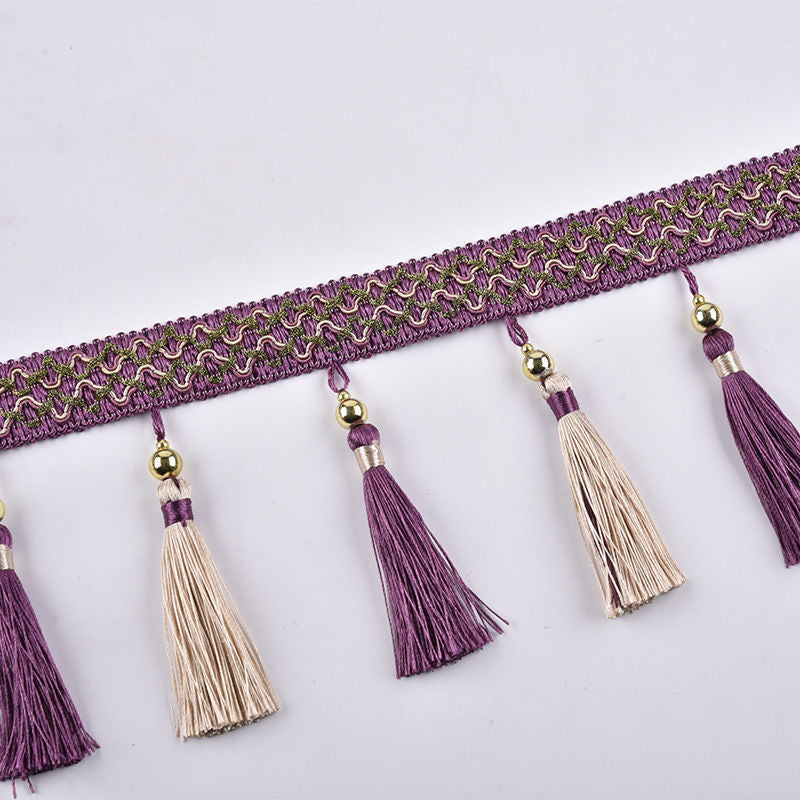 Decorative tassel trim Bowlift