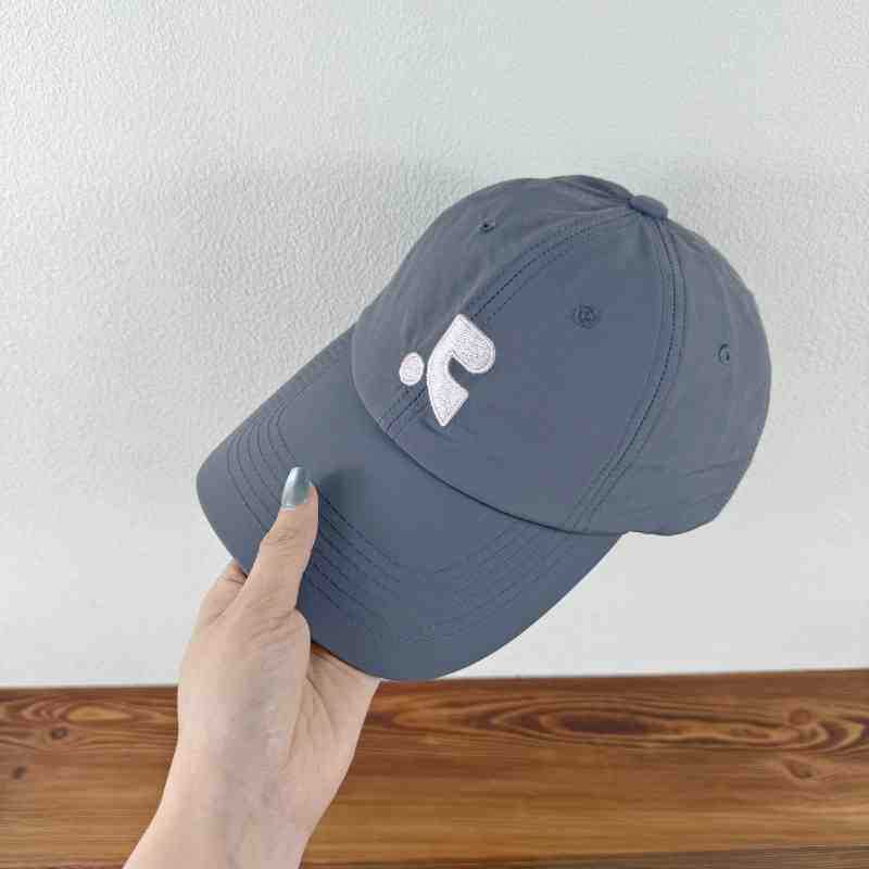 Women's Lightweight Breathable Sports Cap Bowlift