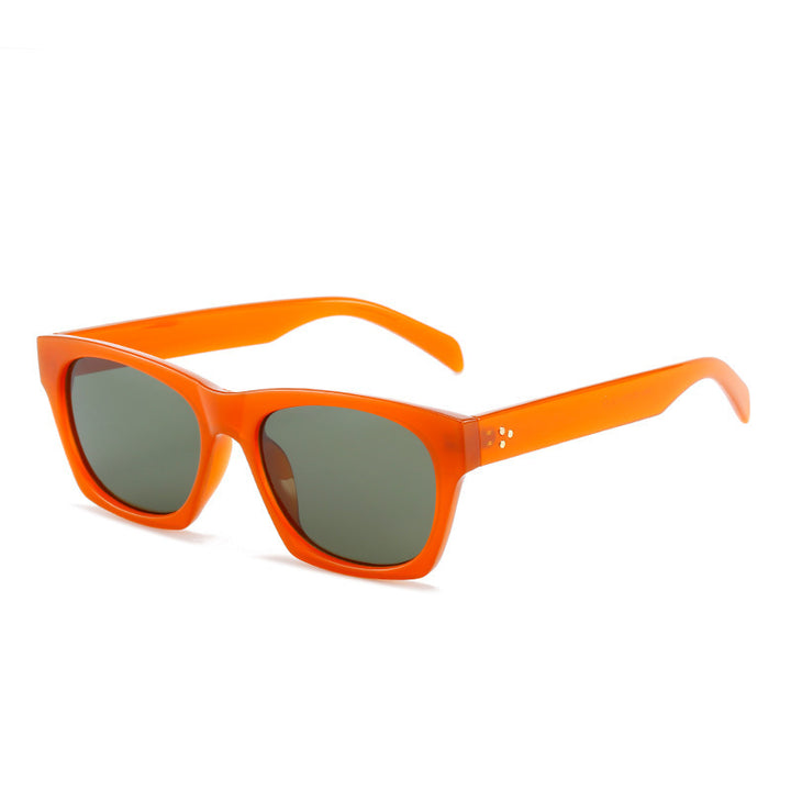 Retro-Inspired Chunky Sunglasses Bowlift