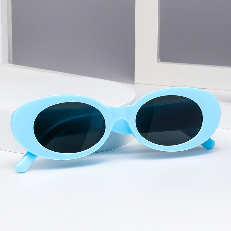 Women’s fashionable sunglasses with unique oval design Bowlift
