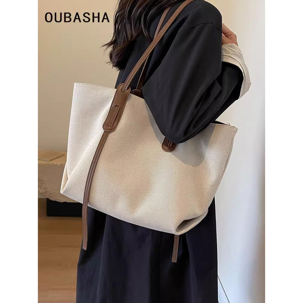 Spacious Utility Tote Bag Bowlift