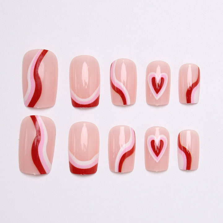 Stylish Heart-Embellished Press-On Nails Bowlift