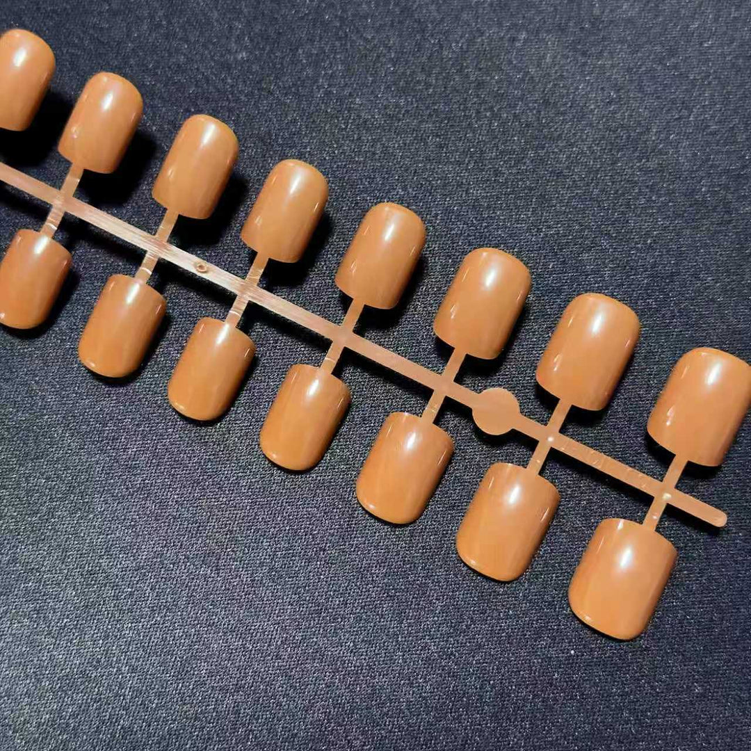 Elegant Press-On Nail Extensions Bowlift