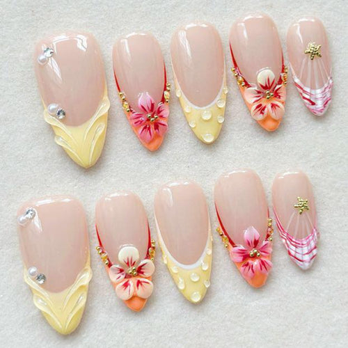Artificial nail set with glamorous floral and glitter decorations Bowlift
