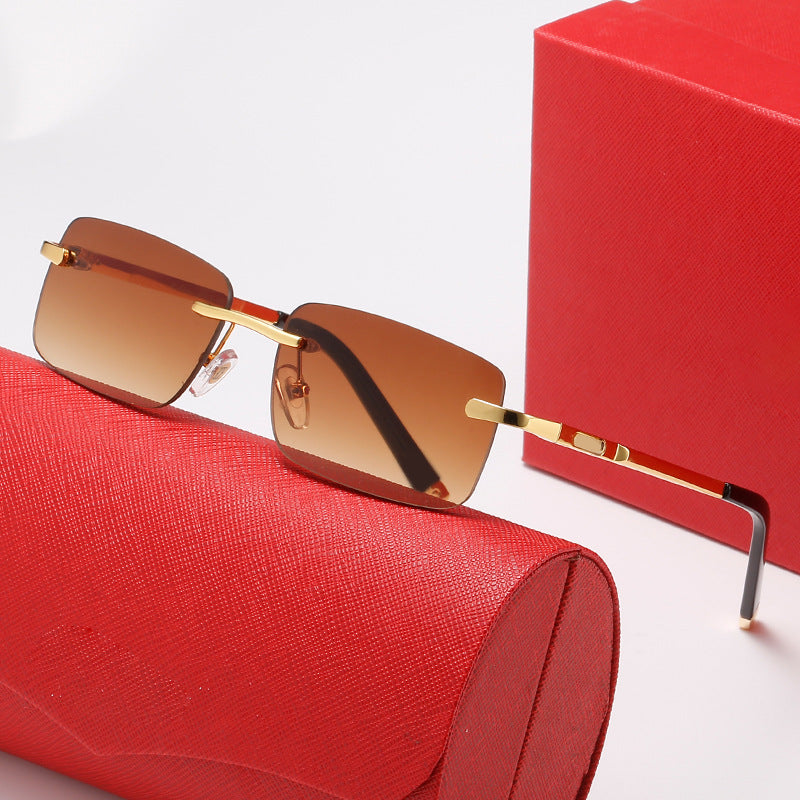 Ladies stylish sunglasses with elegant metal frame and polarized lenses Bowlift