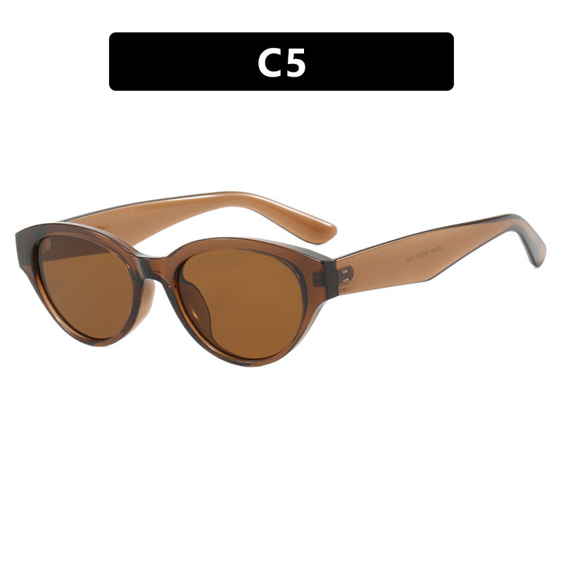 Women's Cat-Eye Sunglasses with protective UV filter and elegant frame Bowlift