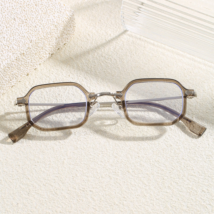 Fashionable Oversized Sunglasses in Modern Design Bowlift